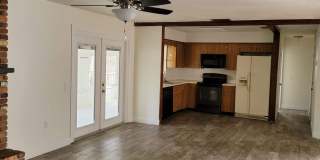 Southwest Winter Haven Two Bedroom Home With Bonus Room Gallery 1