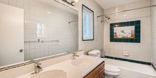 Updated 5-Bed Studio City Home on a Cul-de-Sac Gallery 19