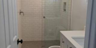 Beautiful 2 BR/1 BA Furnished Apartment Available in Downtown Charleston! Gallery 18