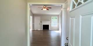 Move-In Special Available! Large Deck and Fenced Backyard! Gallery 3