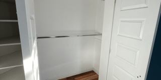 $1000 Move in Special - Beautiful 2 bed 1 bath in unit W/D, renovated kitchen, walkability! Gallery 5