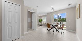 1700 Forest Gallery 39