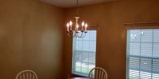 Room in 4 Bedroom Home at Genlee Dr Gallery 16