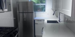 10070 E Bay Harbor Dr Gallery 3