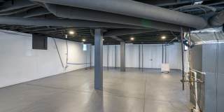 HOUSE FOR RENT Gallery 37