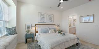 Union Row Gallery 11