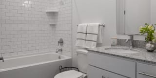 20 Midtown Gallery 21