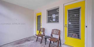 808 SW 12th Ct Gallery 29