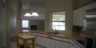 3 Bedroom / 2 Bath Valrico Home Gallery 16