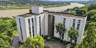 415 Bond Place Gallery 1