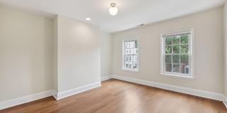 1814 E PRATT Street Gallery 16