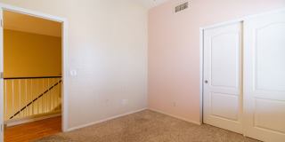 AMAZING 4 BED, 2.5 BATH HOME LOCATED NEAR 67TH AVE & UNION HILLS Gallery 20