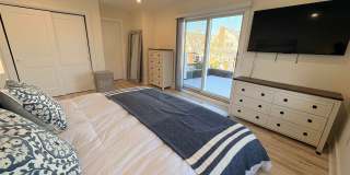 6 N Jasper Gallery 27