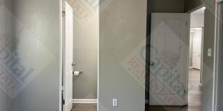 Convenient Location Gallery 22