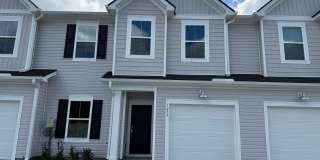 1033 Arborwood Lane - 1Unit 1033 Gallery 1