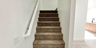PET FRIENDLY!! HURRICANE TOWNHOME! Gallery 17