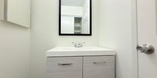 Updated 2Bed/ 2Bath in Canoga Park Gallery 16