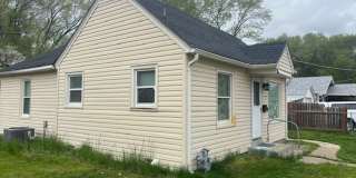 Newly remodeled home with 2nd kitchen in the basement Gallery 3