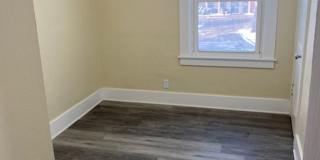 Spacious and beautifully remodeled 5 bed 2 bathroom home Gallery 20