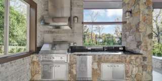 2011 Sharon Ave Gallery 48