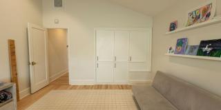 12 South Stonington Road Gallery 17