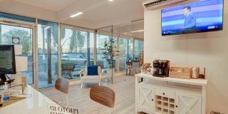 The Glenn Apartments Gallery 2