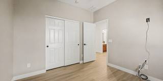 3341 N 31ST Street Gallery 21