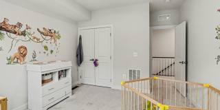 17414 SOUTHERN SHORES Drive Gallery 18