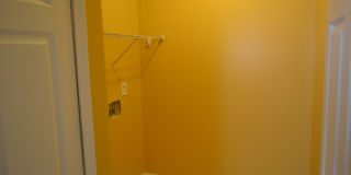 446 Holly St Gallery 1