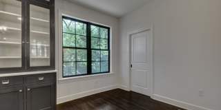 1208 W 22 1/2 St Gallery 11
