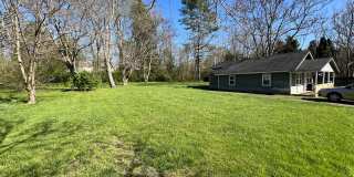 1 Bed 1 Bath Close to Downtown Gallery 1