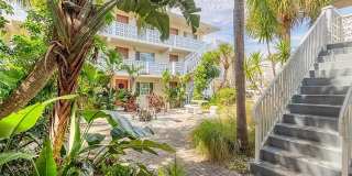 One bedroom condo beachside Gallery 1