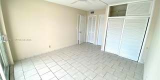 400 Golden Isles Dr Gallery 10