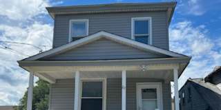 Charming 4-Bedroom, 2-Bath Home with Spacious Living Areas Charming 4-Bedroom, 2-Bath Home with Spacious Living Areas Gallery 1