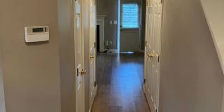 Beautiful 2/2.5 townhome in Cornelius Gallery 5