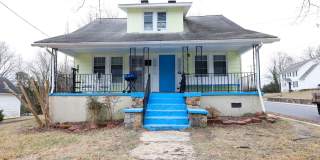 Great corner house in Chapel Hill! Great corner house in Chapel Hill! Gallery 1