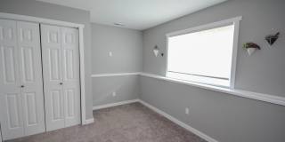 Gorgeous 4br home on nice lot with no backyard neighbors! Gallery 9