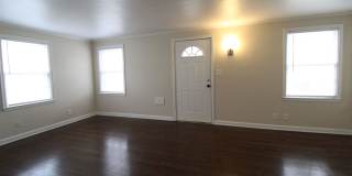 One Bedroom Duplex in North Kansas City Gallery 2