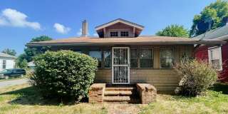 1220 W 1st St - Move-In Ready 2-Bedroom Home with Garage, Basement & Fenced Yard! Gallery 11