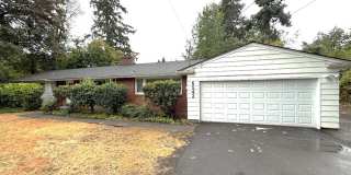 6542 SW Seymour Street ~ Beautifully Refreshed Single Level Home! Gallery 1