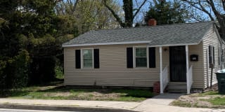 102 Flower Street Gallery 1
