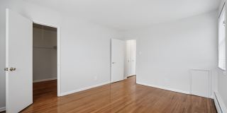 Longwood Manor Gallery 11