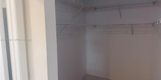 6532 NW 170th Ter Gallery 24