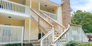 Recently renovated 1 bedroom 1 bath condo for rent in Riverwalk! Gallery 1