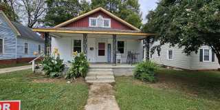 Room in 3 Bedroom Home at S Main St Gallery 1