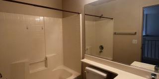 Beautiful Townhome in Gated Black Mountain Vistas (Henderson) Gallery 14