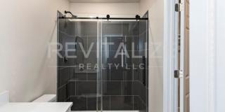 1704 McGill Ave Gallery 26