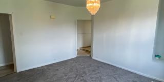 1367 Montezuma St Gallery 35