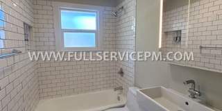 Exceptional South Beacon Hill 3 BD 2 BA! Huge Deck! Gallery 27