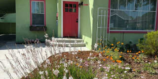 *Charming 2 Bedroom Home in Roseville’s Historic District with Bonus Detached Space* *Charming 2 Bedroom Home in Roseville’s Historic District with Bonus Detached Space* Gallery 1